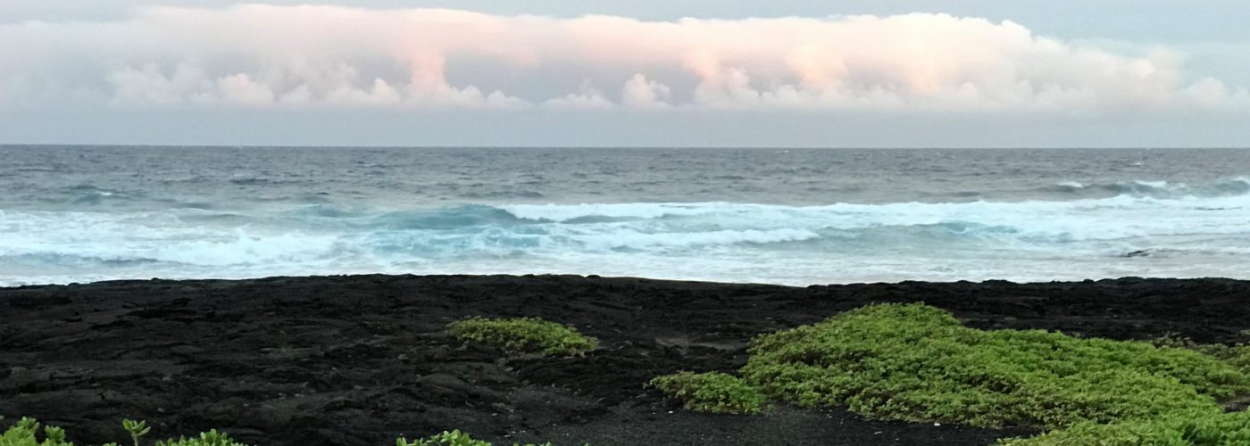 2018-12-30 17.53.15 Photograph of black sand beach in Hawai'i